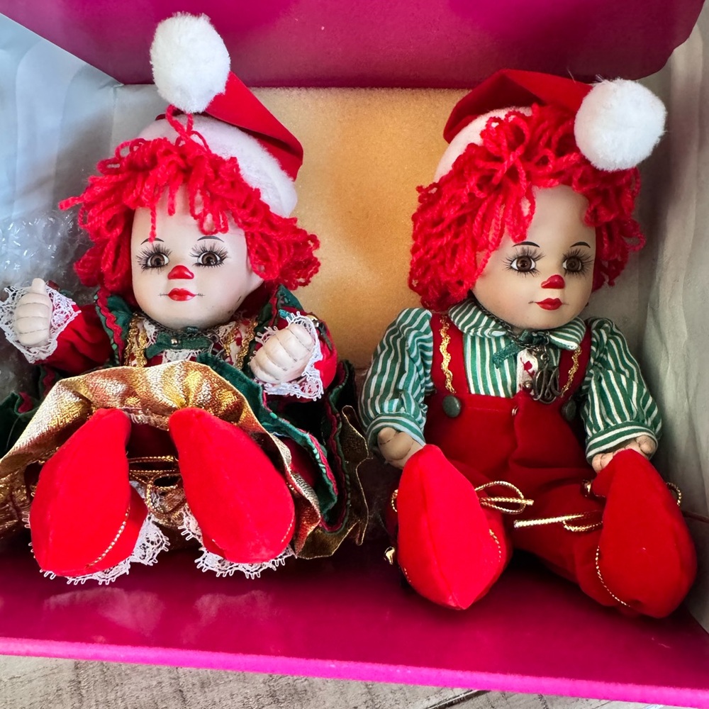Jingle & Belle tiny tots Holiday Dolls‎ by Marie Osmond hand numbered 4149